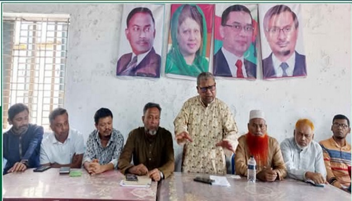 হাজীগঞ্জে মেলা বন্ধের দাবিতে বিএনপির সংবাদ সম্মেলন