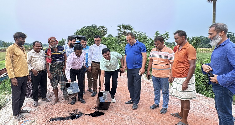 মতলবের বাইশপুরে উন্নয়ণ কাজের উদ্ধোধন