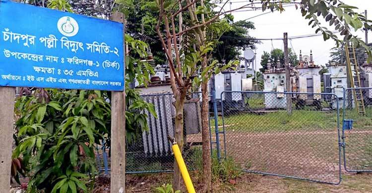 বিদ্যুতের ‘আসা-যাওয়ায়’ বিপর্যস্ত জনজীবন