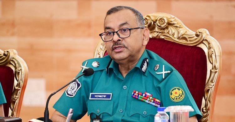 নিষিদ্ধ রাজনৈতিক দলের নাশকতার ব্যাপারে সর্বোচ্চ সতর্ক পুলিশ