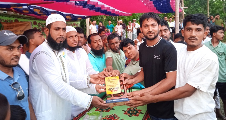 বালিয়ায় চাচা – ভাতিজা দাড়িয়া বান্ধাখেলা অনুষ্ঠিত