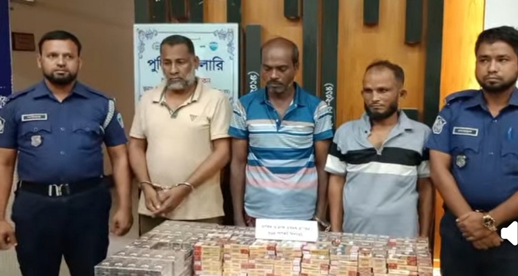 চাঁদপুরে আন্তঃজেলা ডাকাত দলের ৪ সদস্য গ্রেফতার, সিগারেট-মোবাইলসহ মালামাল উদ্ধার