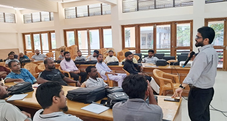 চাঁদপুরে মফস্বল সাংবাদিকতায় হাতে খড়ি ১৬ ক্লাসের কর্মশালা সম্পন্ন