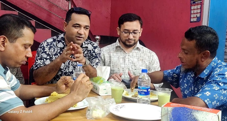 শাহরাস্তি মা ও শিশু স্বাস্থ্য কেন্দ্র প্রাইভেট হাসপাতালে সুধীজনদের সাথে মতবিনিময়