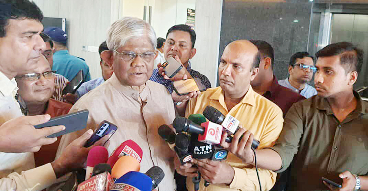 ৫ আগস্টের পর চাঁদাবাজি বেড়েছে: অর্থ উপদেষ্টা