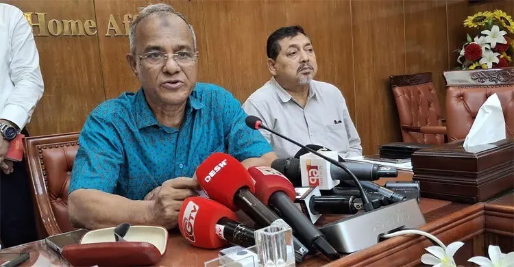 বিগত ৩ নির্বাচনে দায়িত্ব পালনকারীদের এবার বিরত রাখা হবে: স্বরাষ্ট্র উপদেষ্টা